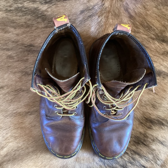 Vintage Dr. Martens Lug Sole Leather Boots Made In England - Picture 7 of 7